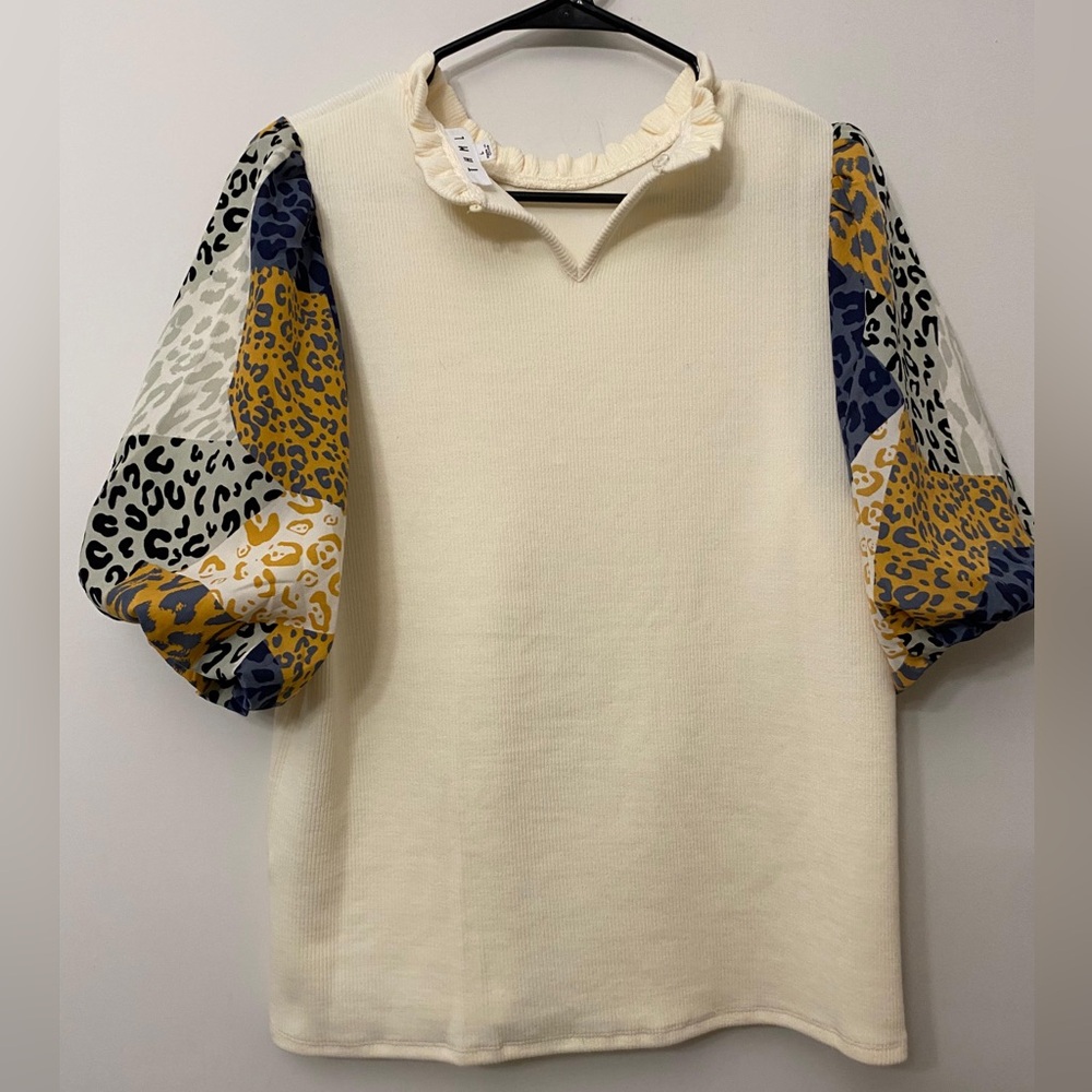 THML Cream Blouse with Animal Print Sleeves - Picture 3 of 4